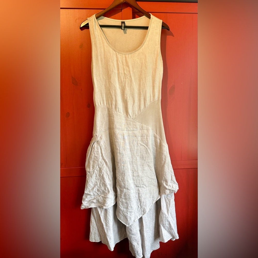 Oizini Linen-Cotton Flowy Dress